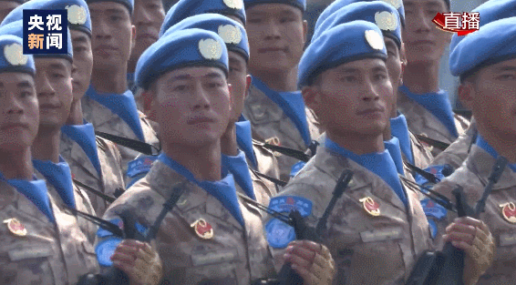 文职人员方队   文职人员方队首次亮相国庆阅兵!   汇聚天下英才!