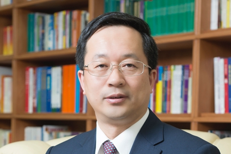百位华商预见2024｜俄罗斯周立群：汽车合作已成为中俄经贸新亮点