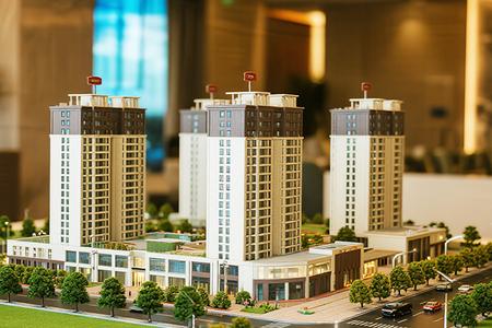 强权总部与强化风控 房企迎密集调整