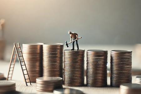 V观财报｜宁德时代2024年净利增15% 拟不超400亿委托理财