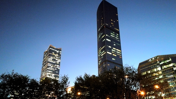 欧美经济总量_世界经济总量图片