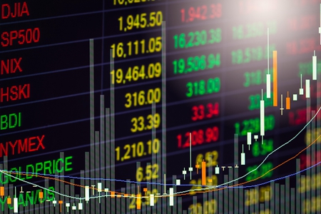 纳指收涨0.32% 热门中概股普跌，微博下挫逾7%