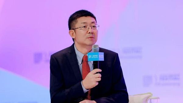 ̸ֳ⣺ģCEO޽ӽͻӡ㱨ͻ˵