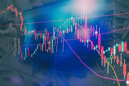 恒指半日跌1.46% 汽车股走低，五菱汽车跌超7%
