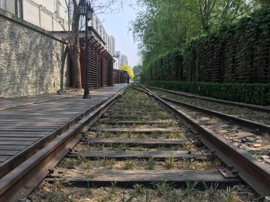 速度,车票,轨枕 中国铁路三变