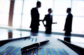 大考前更换注册会计师，年报第一股能否挽救退市危机？