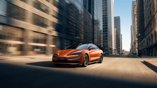 仰望2026款旗舰矩阵联袂上市,重塑高端出行体验