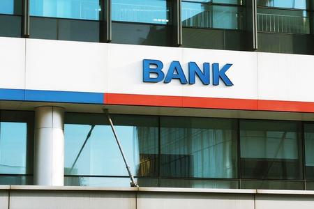 ���м���˦���������������ʲ�ת�ý���ӿ�