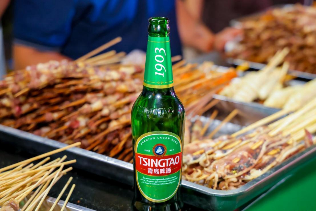 国潮味 足球热 好客情 品青岛啤酒节的多姿多彩