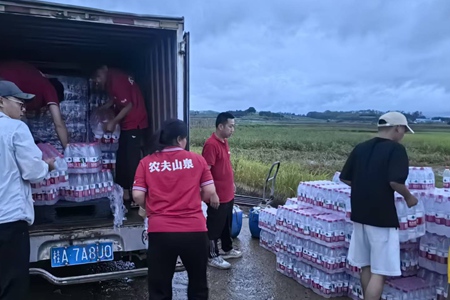 风雨同舟!农夫山泉捐赠现金1000万元,调拨应急饮用水驰援广西