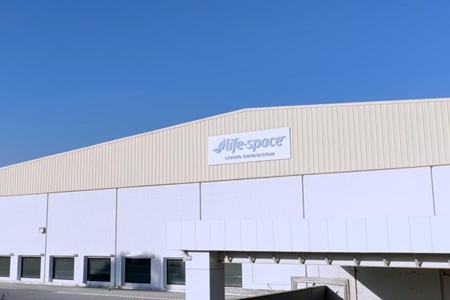 直击LifeSpace澳洲工厂:多家媒体实地探访,揭秘进口益生菌的“真身份”