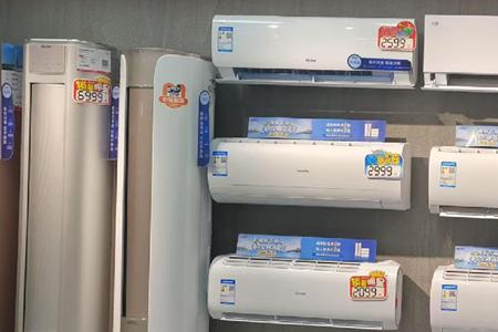 探店1天｜亲戚朋友齐上阵、三句话卖一台，今年夏天，东北空调卖得有多火？