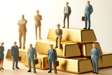 多家银行调整贵金属业务应对金价波动风险