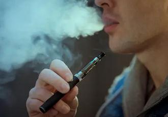 电子烟参照卷烟规定执行 依法监管大势所趋