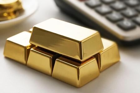 个人炒金加速退场,工行将关闭“三无”客户上金所贵金属交易功能,年内建行光...