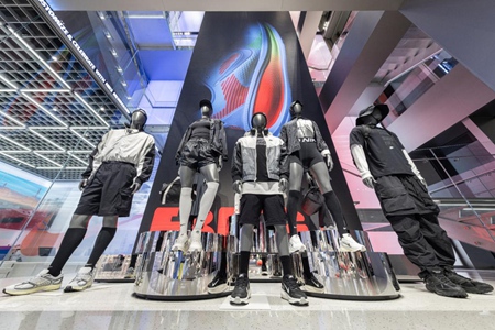 耐克发布Q2业绩：转型聚焦显效，运营健康度提升获关注