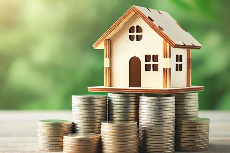 住建部：推动房企向“好房子”建设集成商转型