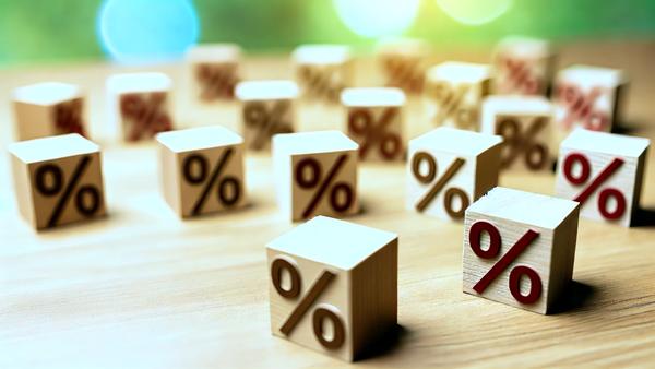 �����˴���ҵ����ʾ�ۺ����ʳɱ��涨�����ˣ�8��1����ʩ��