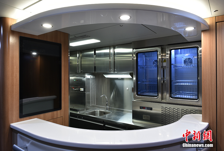 揭秘加长版"复兴号":内部豪华再升级