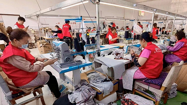 天冷订单热，拼多多上驼绒裤大卖：暖了产业，富了口袋